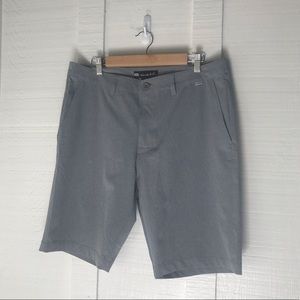 Travis Mathew Men’s Beck Shorts (34)